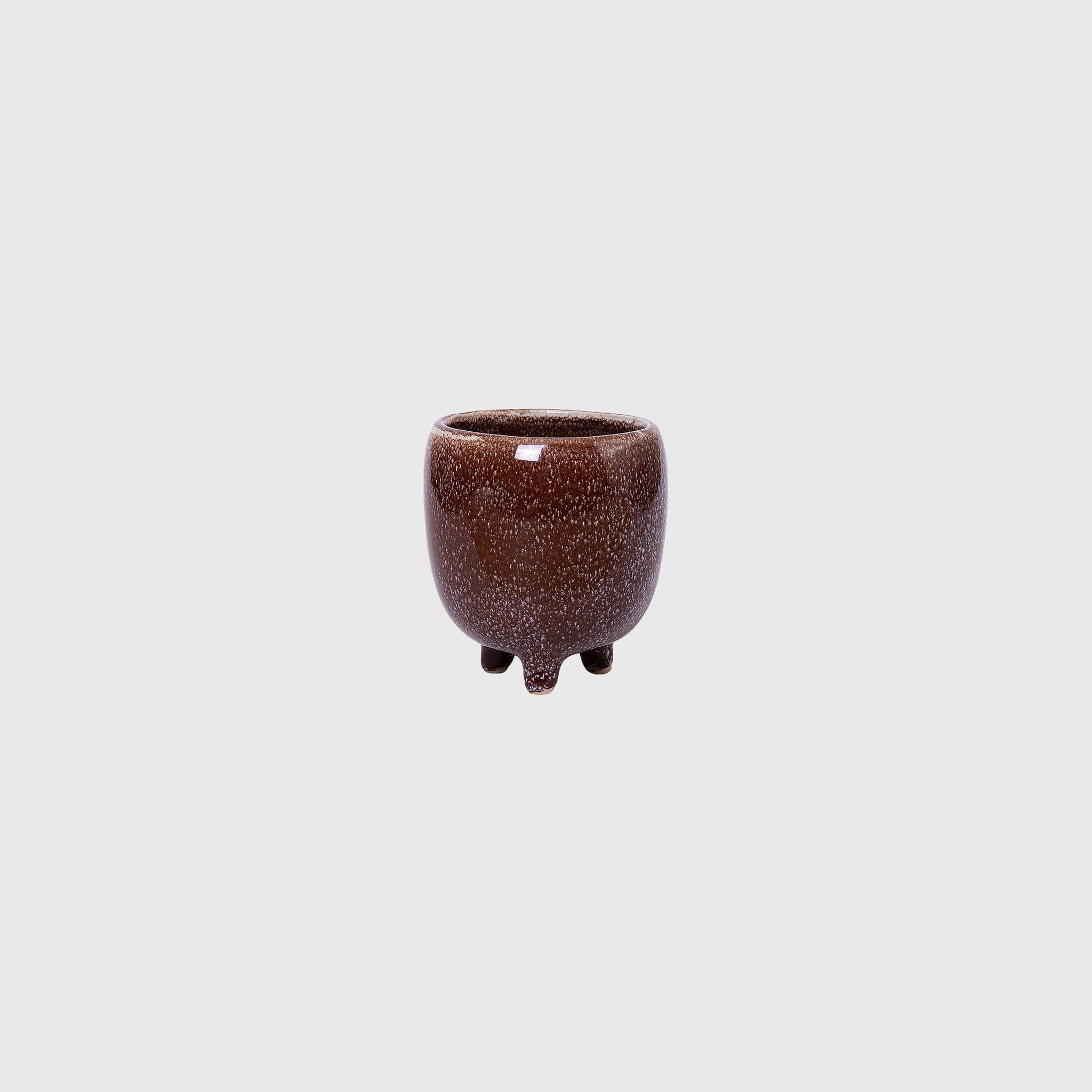 Nariko Foot Plant Pot Chestnut